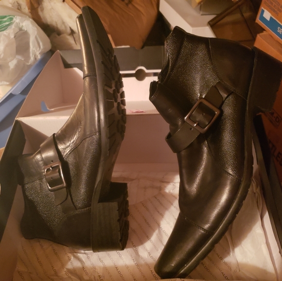 Aldo's black men's dress shoes - Picture 4 of 4